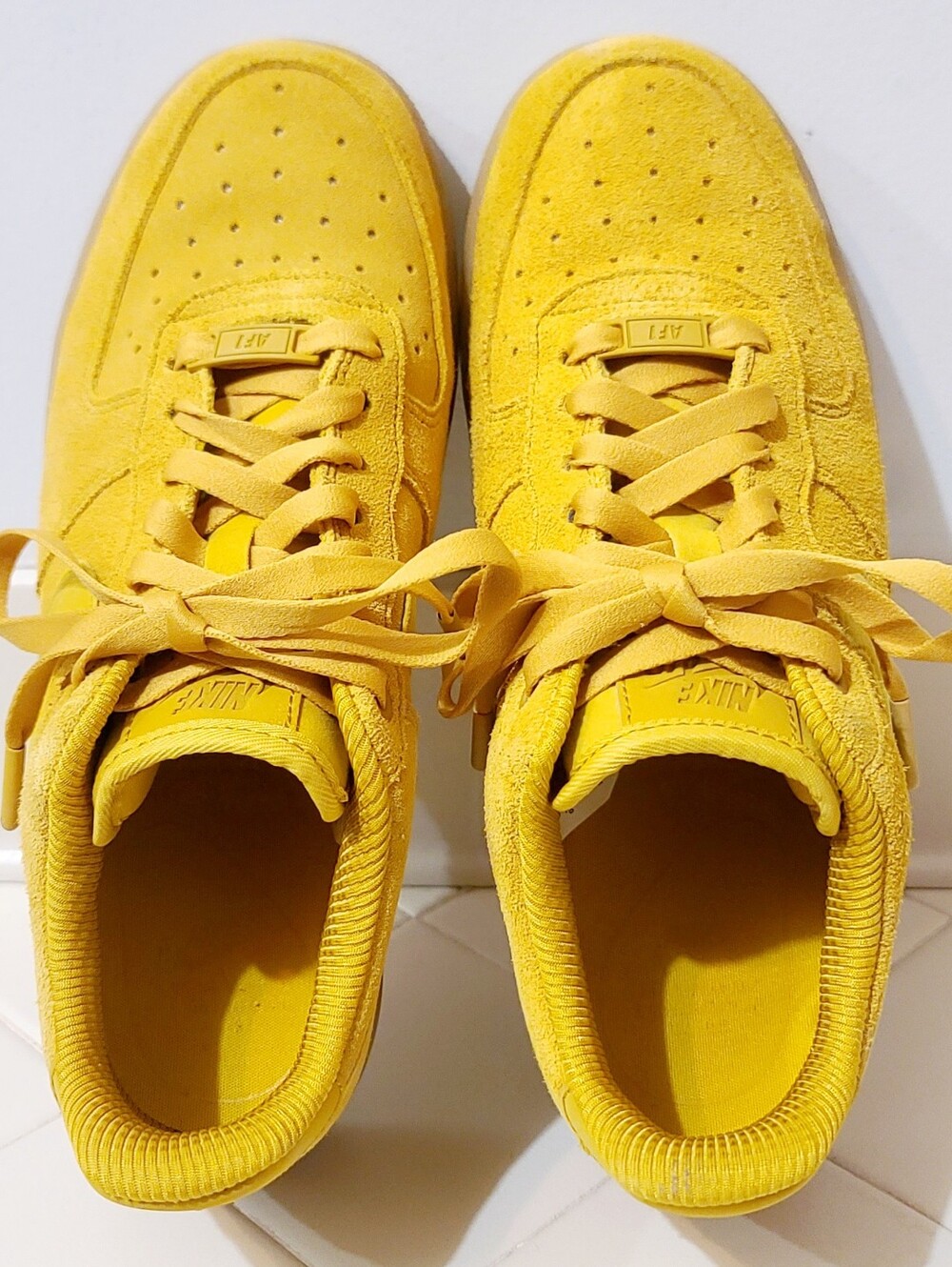 Nike Air Force 1 Low Mineral Yellow Gum Women's Size 8 - Picture 5 of 7